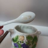 Sugar bowl in slip