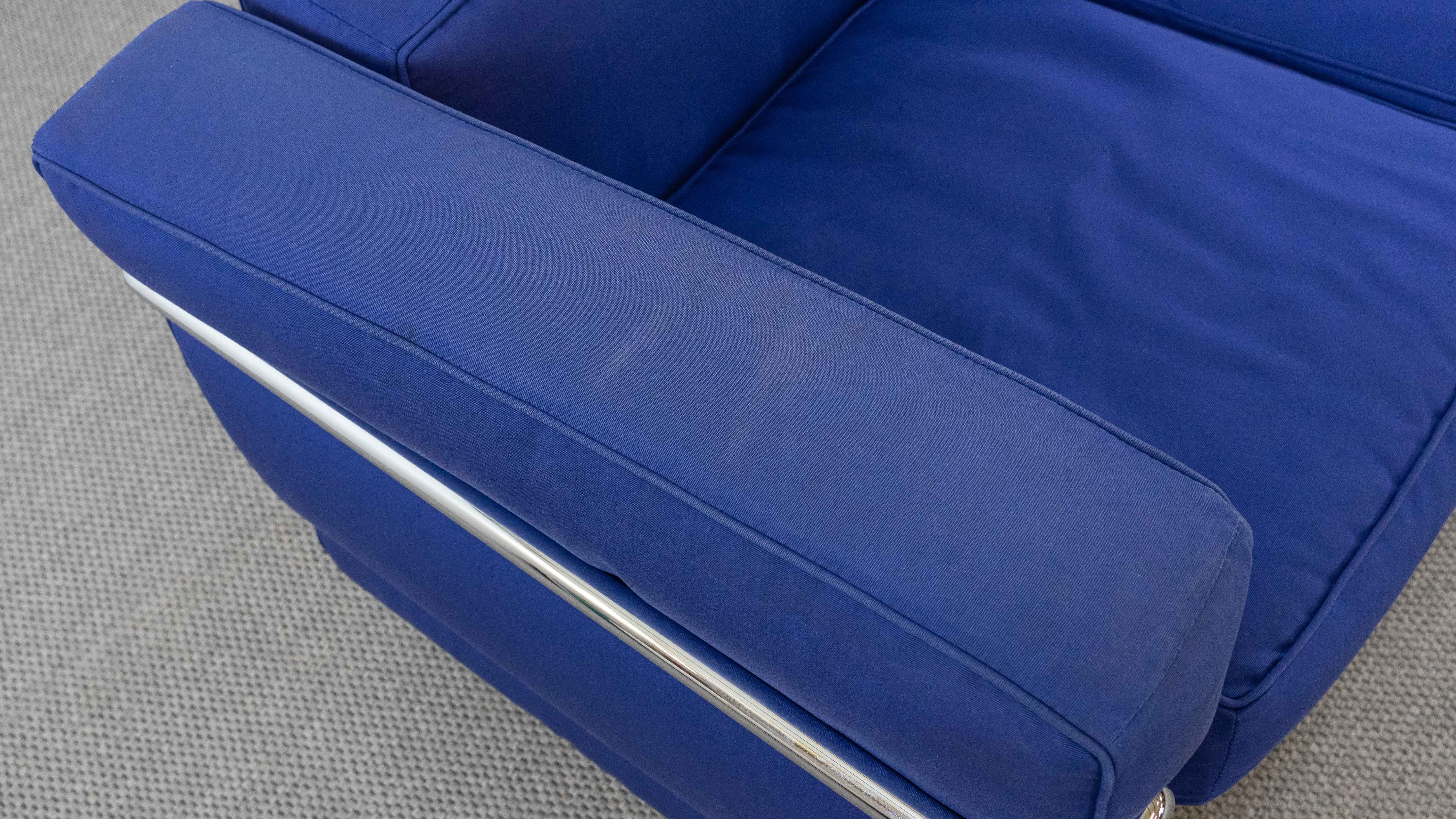 Cassina LC2 3seat Sofa by Charlotte Perriand, Le Corbusier and Pierre Jeanneret in blue fabrics