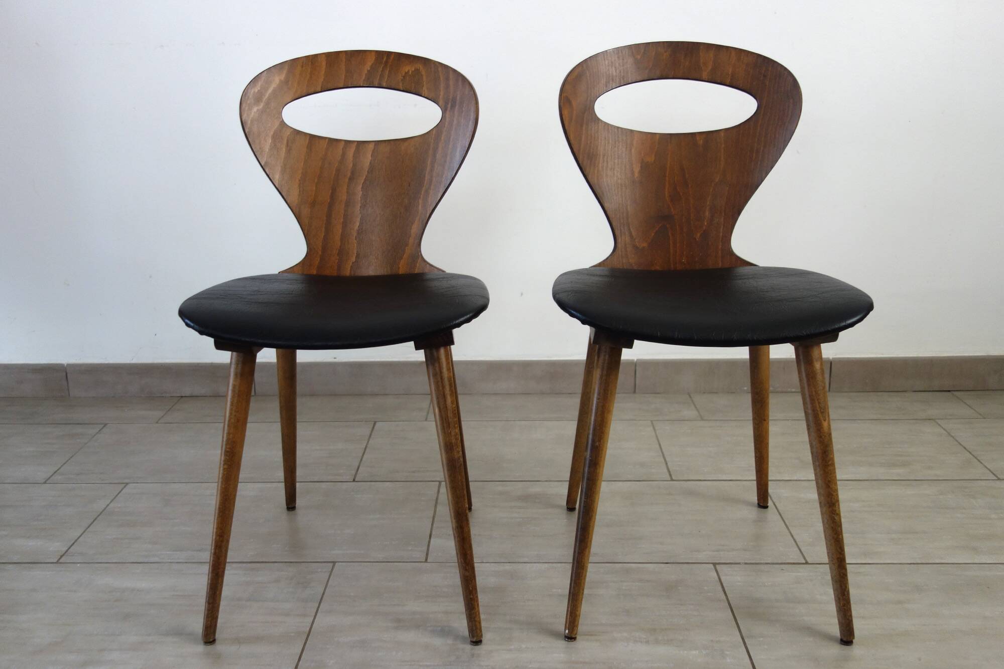 2 Baumann chairs, ant model, 50s-60s