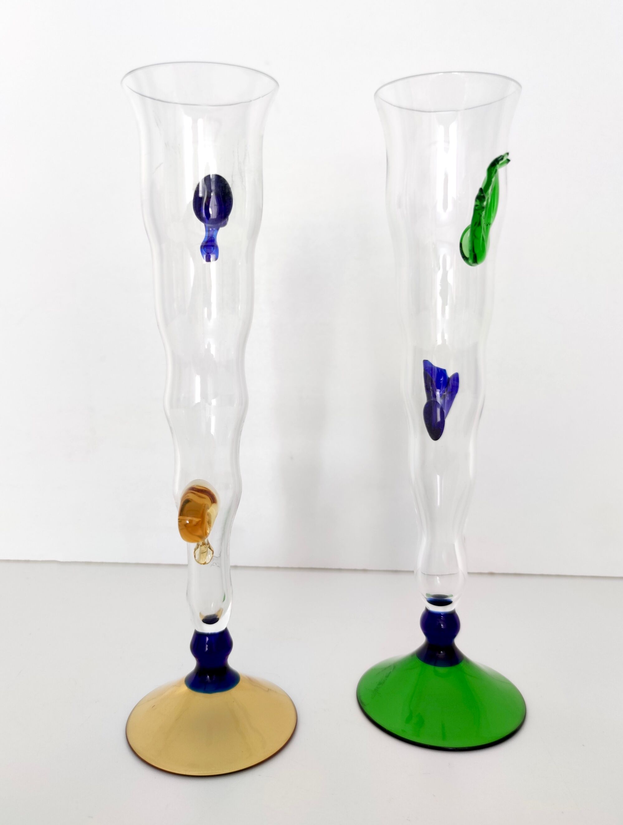 Pair of Postmodern Transparent Wine Glasses with Colored Details, Italy 1980s