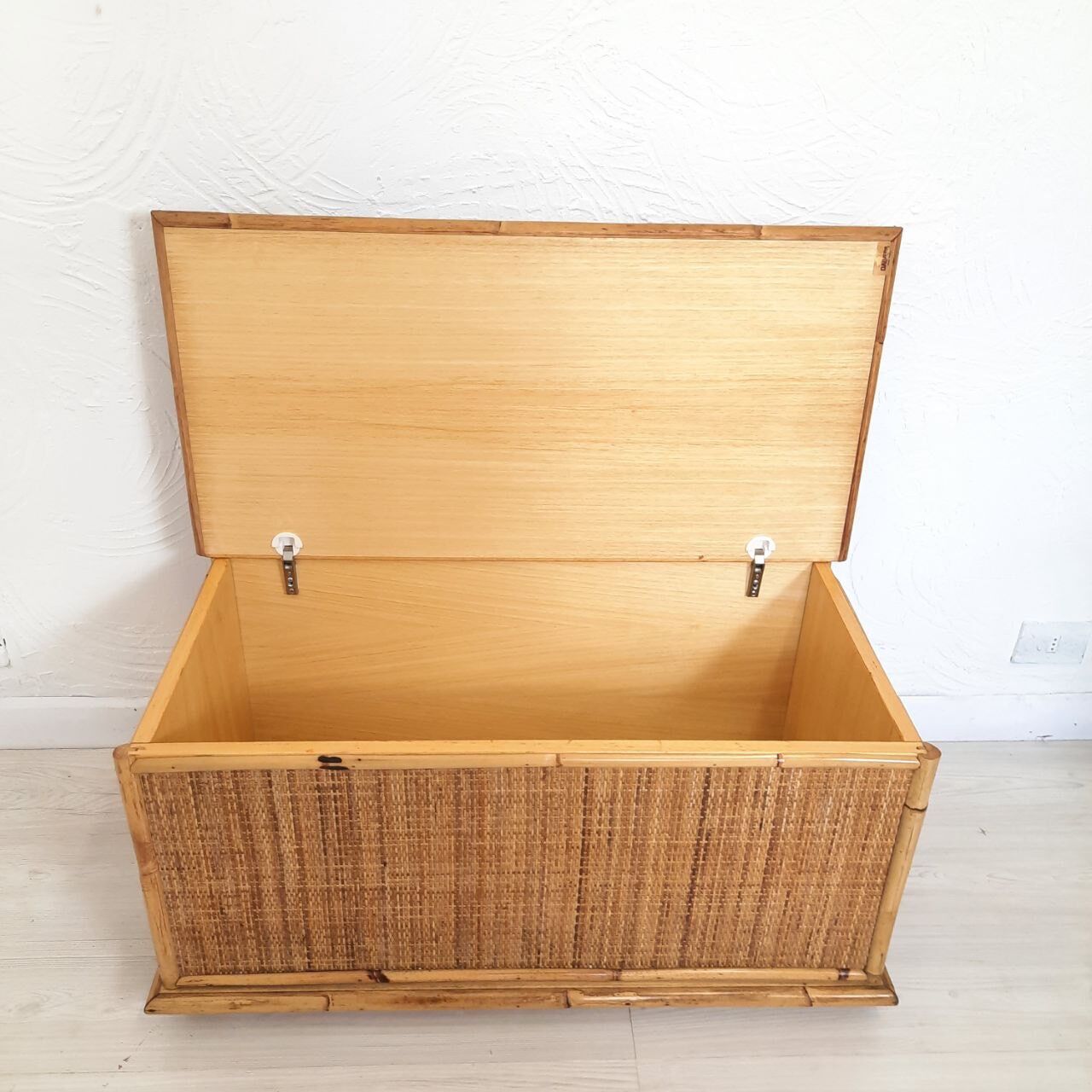 Bamboo chest, vintage wicker Dal Vera