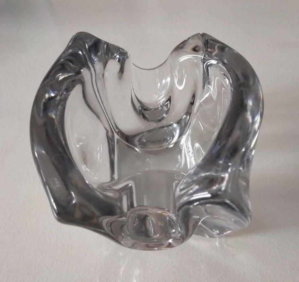 Crystal cigar ashtray