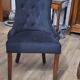 fauteuil capitonné velours noir design