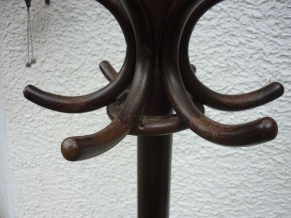 Porte-manteau perroquet bois courbé ancien