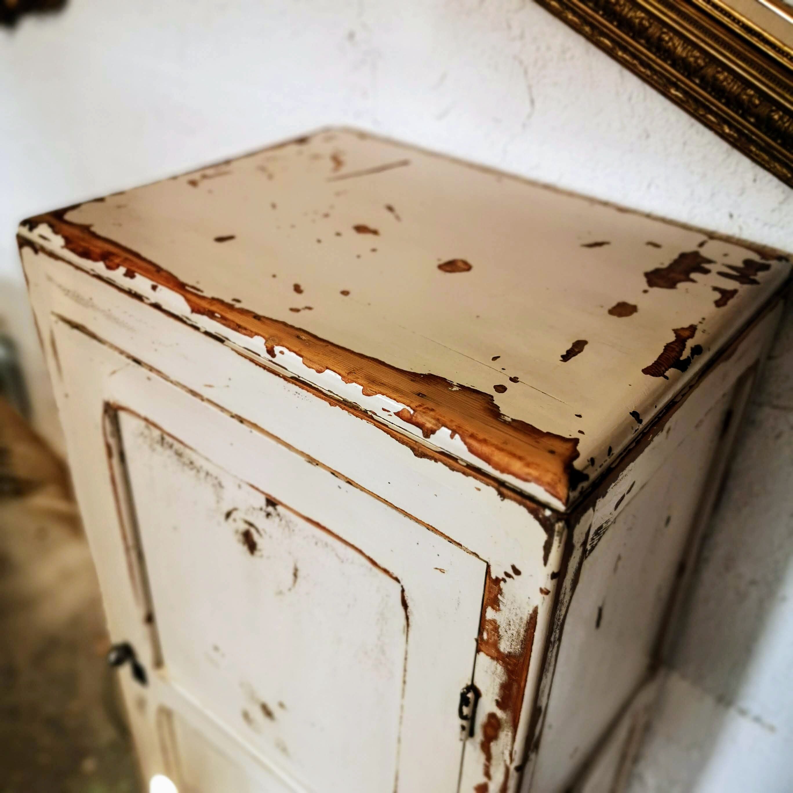 Bonnetière vintage