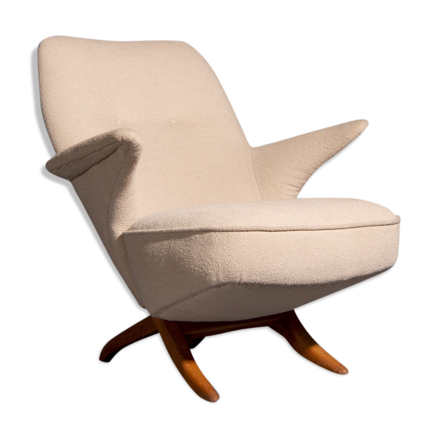 Pinguïn armchair by Theo Ruth produced by Artifort