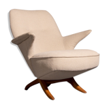 Pinguïn armchair by Theo Ruth produced by Artifort