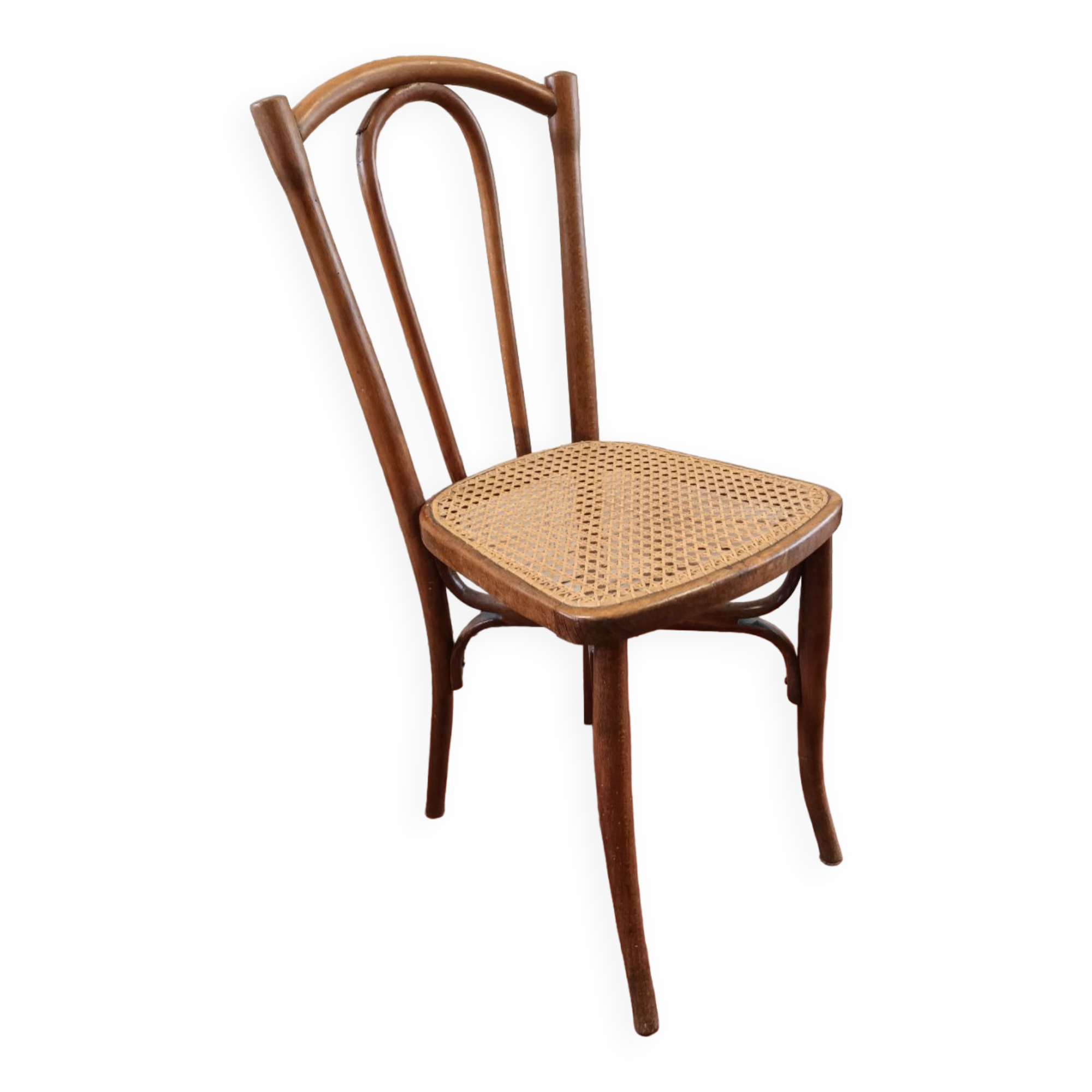 Curved wood bistro chair