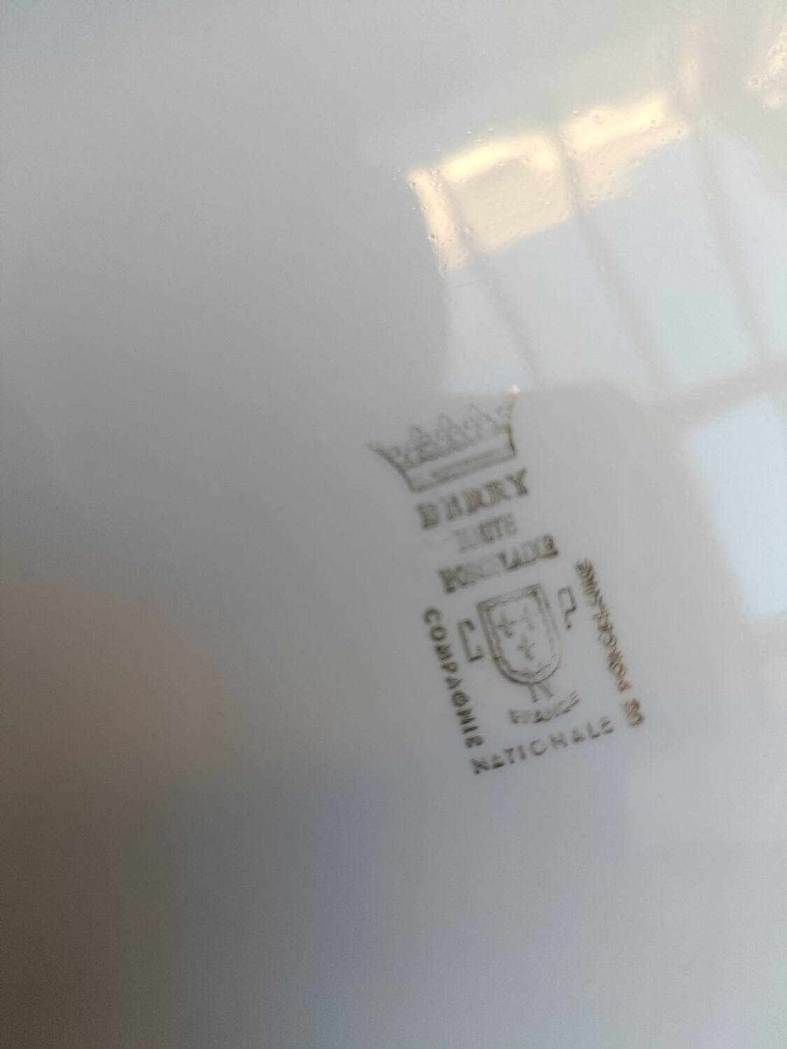 Service de table porcelaine 70'