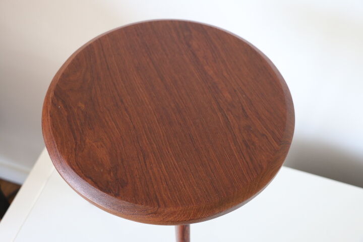 Round tripod side table 300mm
