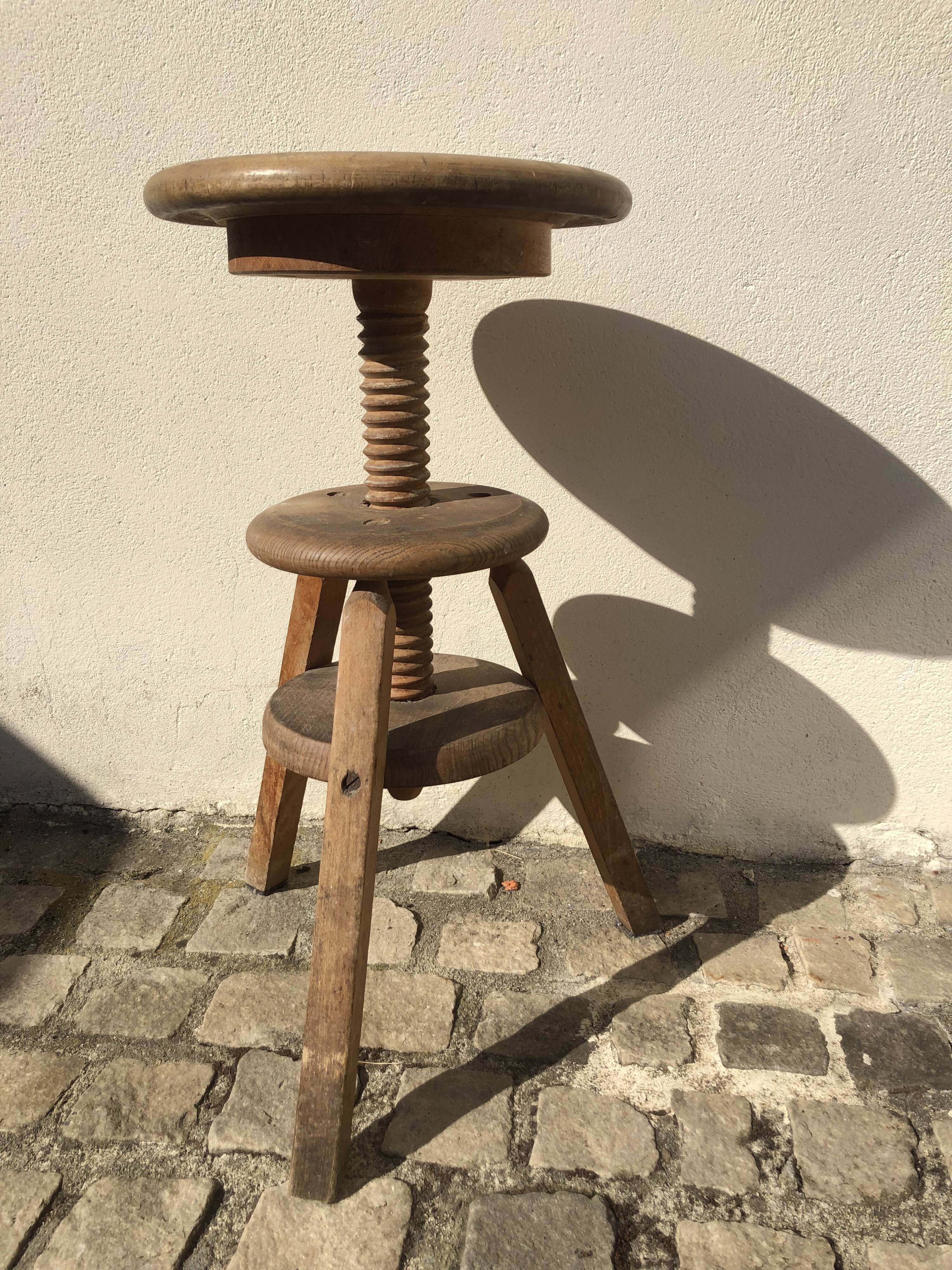Wooden screw stool