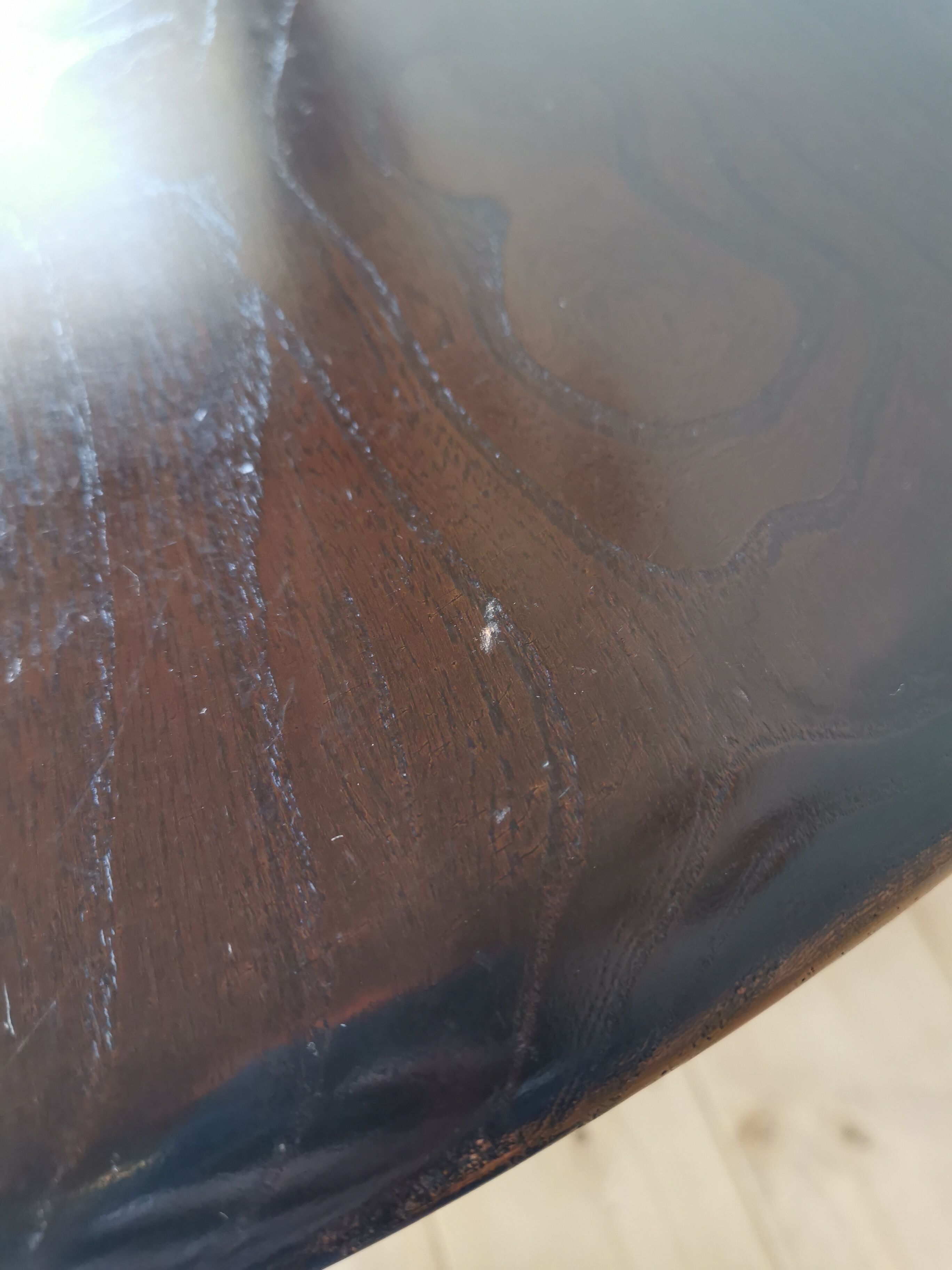 Table basse en frêne par Lucian Ercolani dans les années 60