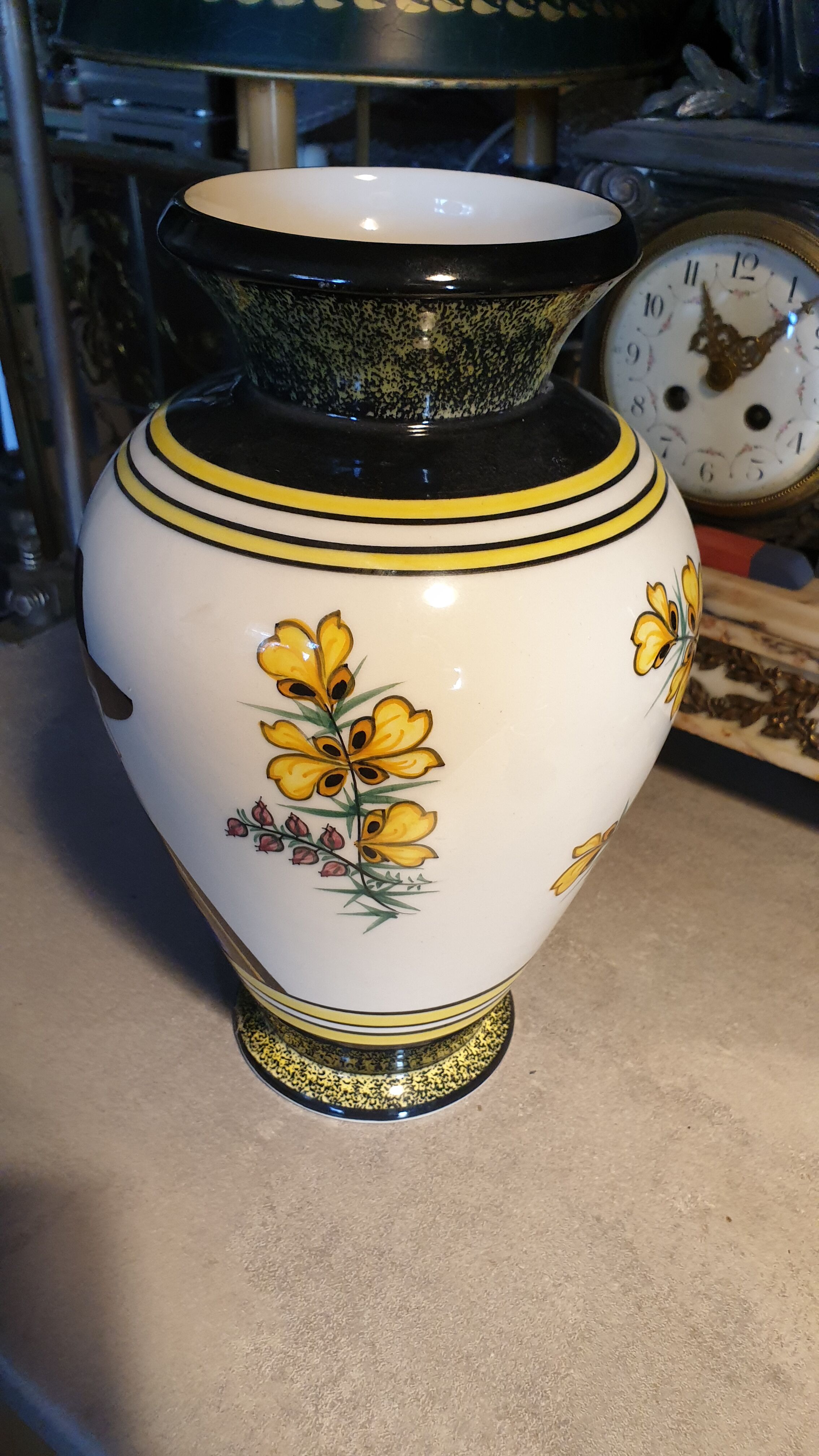 Wedding vase henriot Quimper