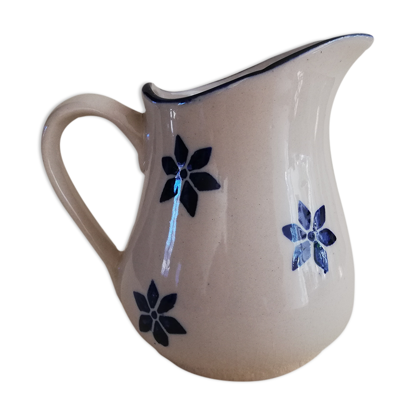 Milk pot