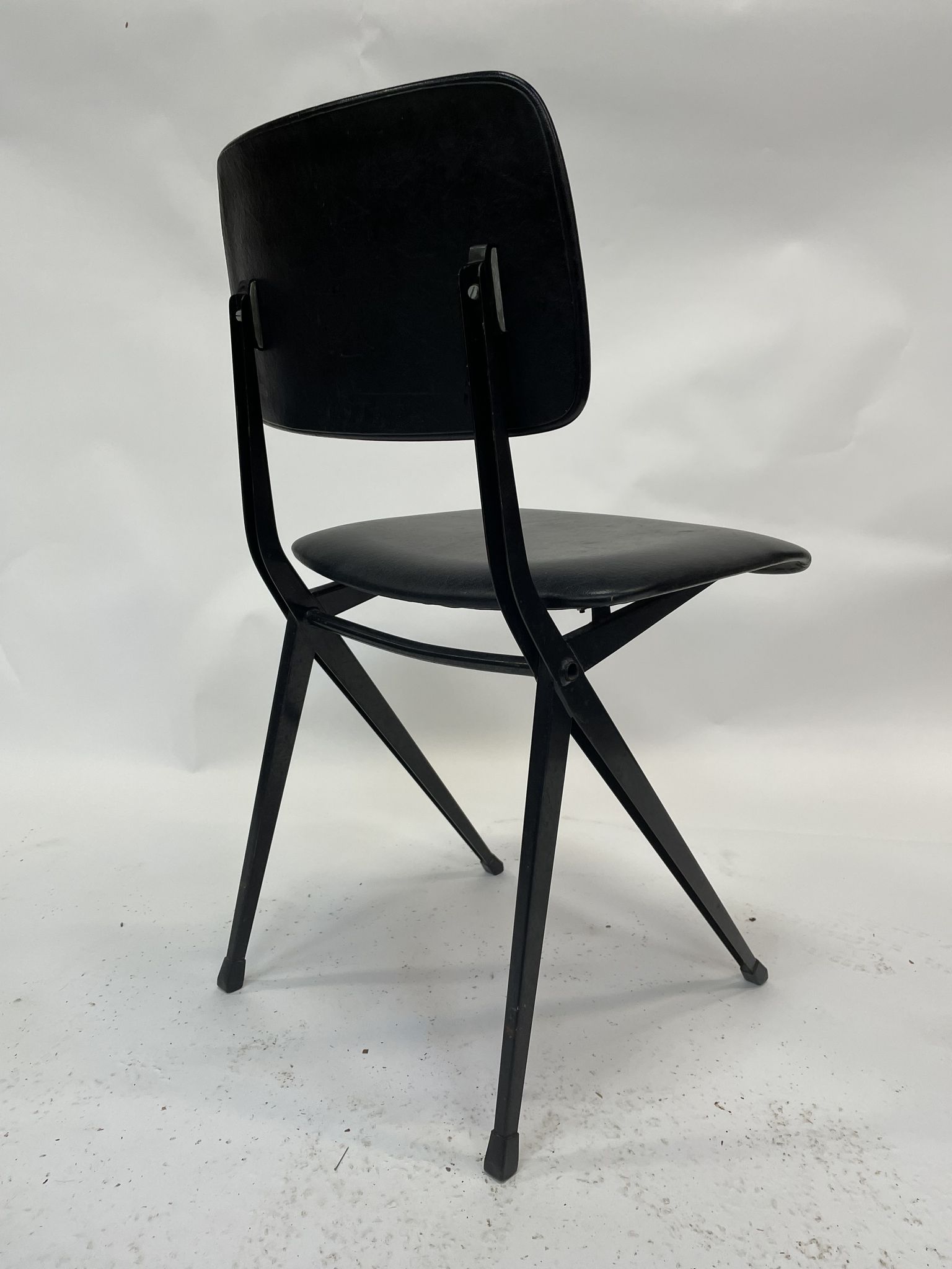 Mid Century Spin Chair 102 Ynske Kooistra for Marko Holland in Black