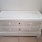 Commode patinée