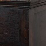 Armoire anglaise antique en chêne du XIXe siècle