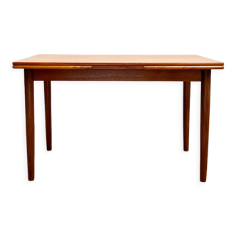 Table à manger extensible en teck du milieu du siècle avec feuilles gigognes, Danemark, années 1950