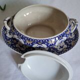 Cluny sauce boat from Sarreguemines