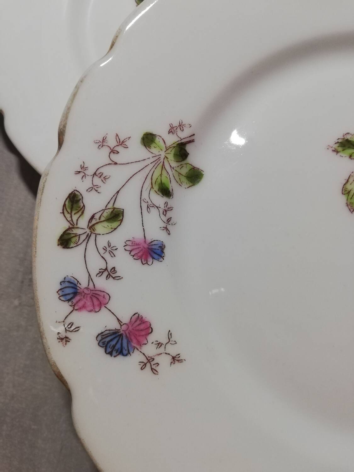 Vintage floral dessert plates