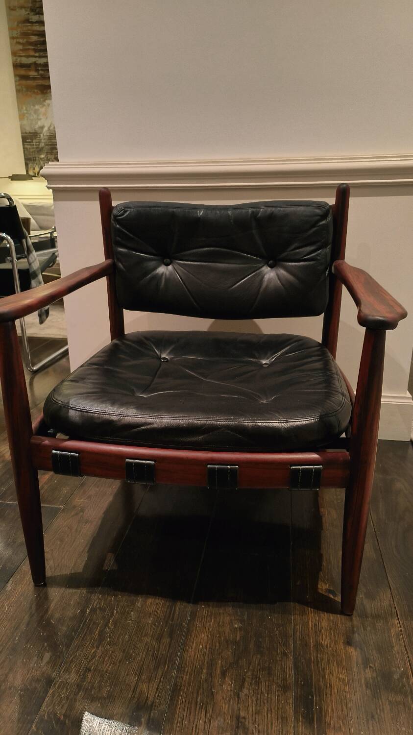 Erik Merthen armchair