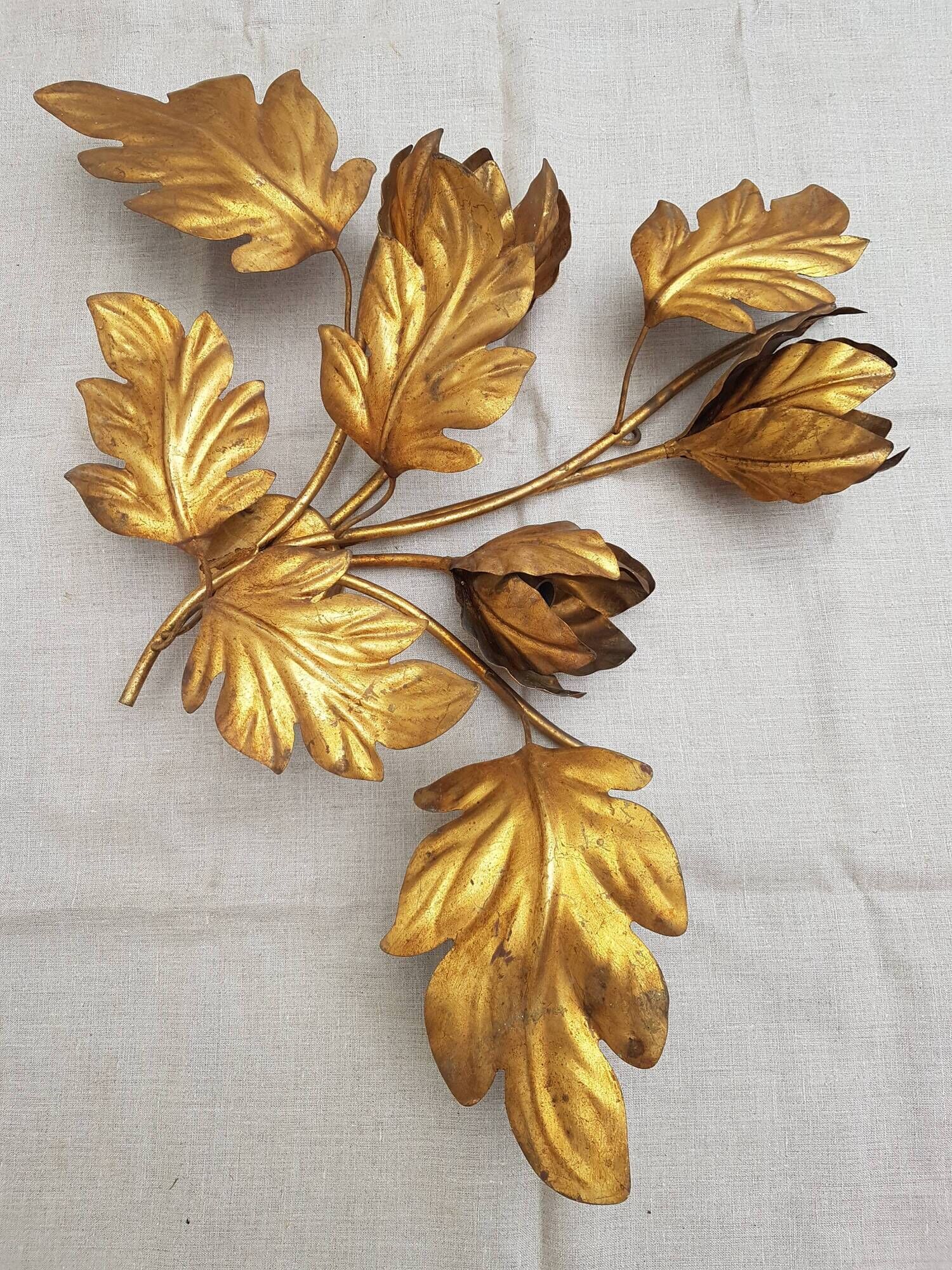 Paire d'appliques murales fleur feuillage en métal doré par Hans Kögl, 1970