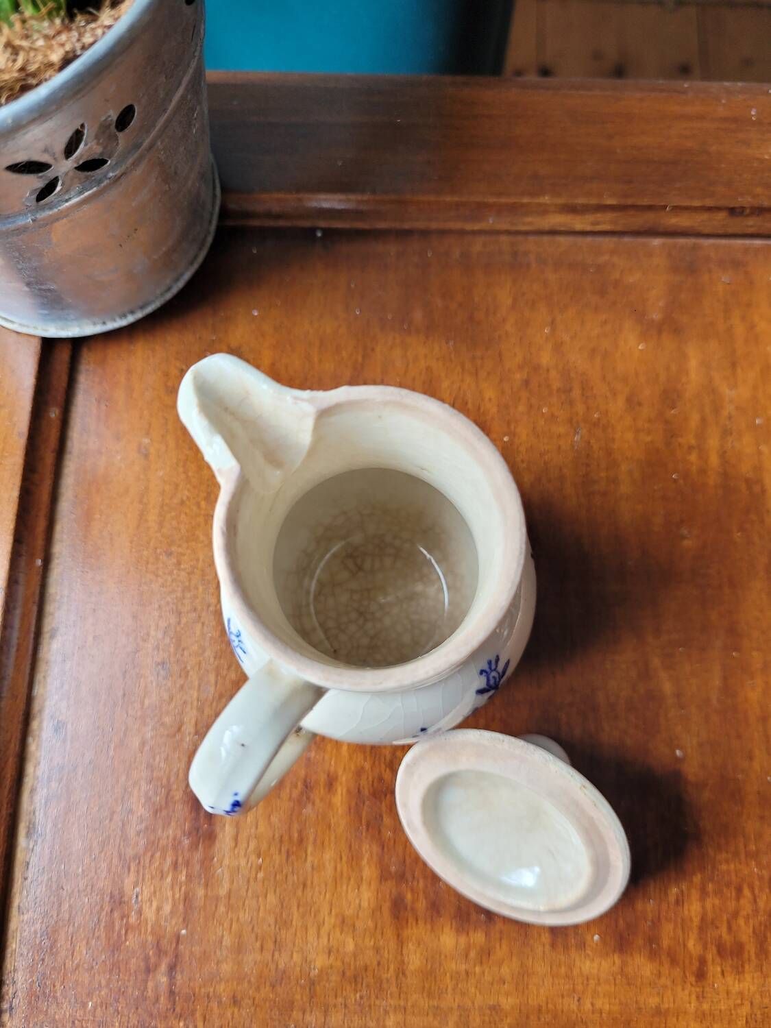 Small milk jug Terre de fer