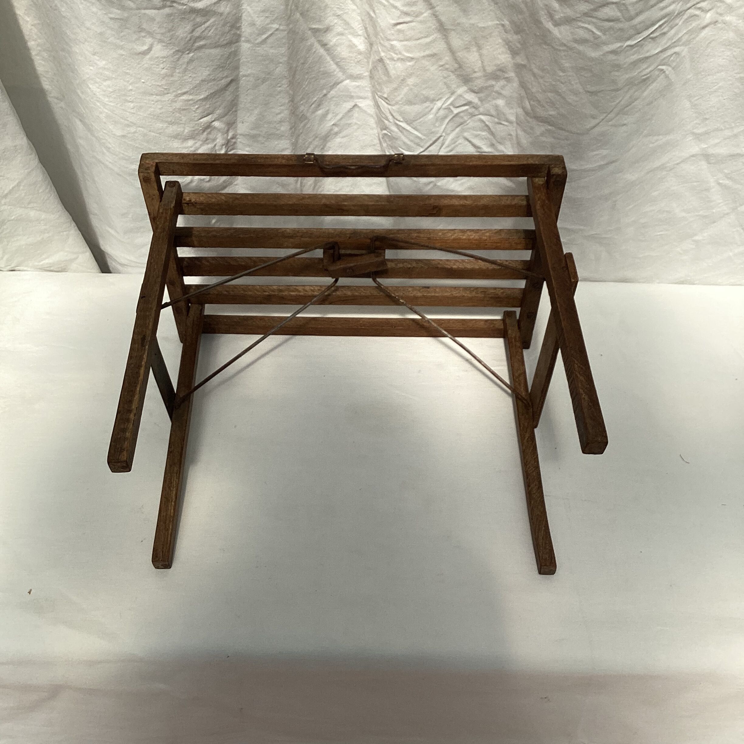 Small folding table in vintage oak wood dimension: H-34cm-L-42cm- Pr-26cm-