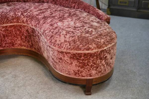 Art Deco "Kidney" sofa in mahogany veneer, 1930s