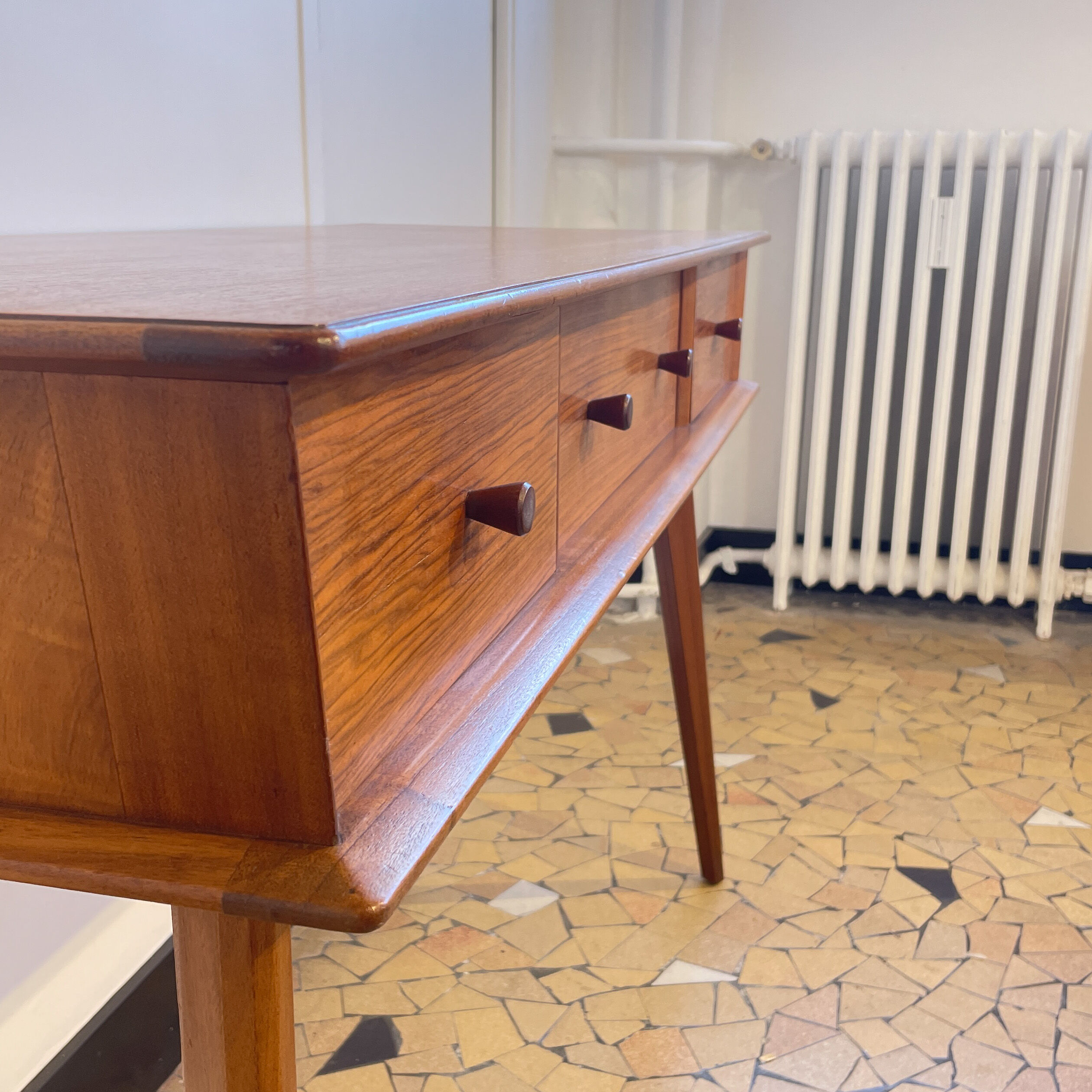 Console / Desk compass feet