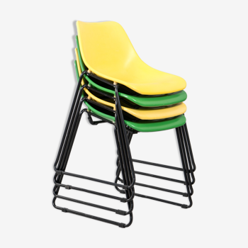 Set of 4 stackable iron chairs in green and yellow, 1970's
