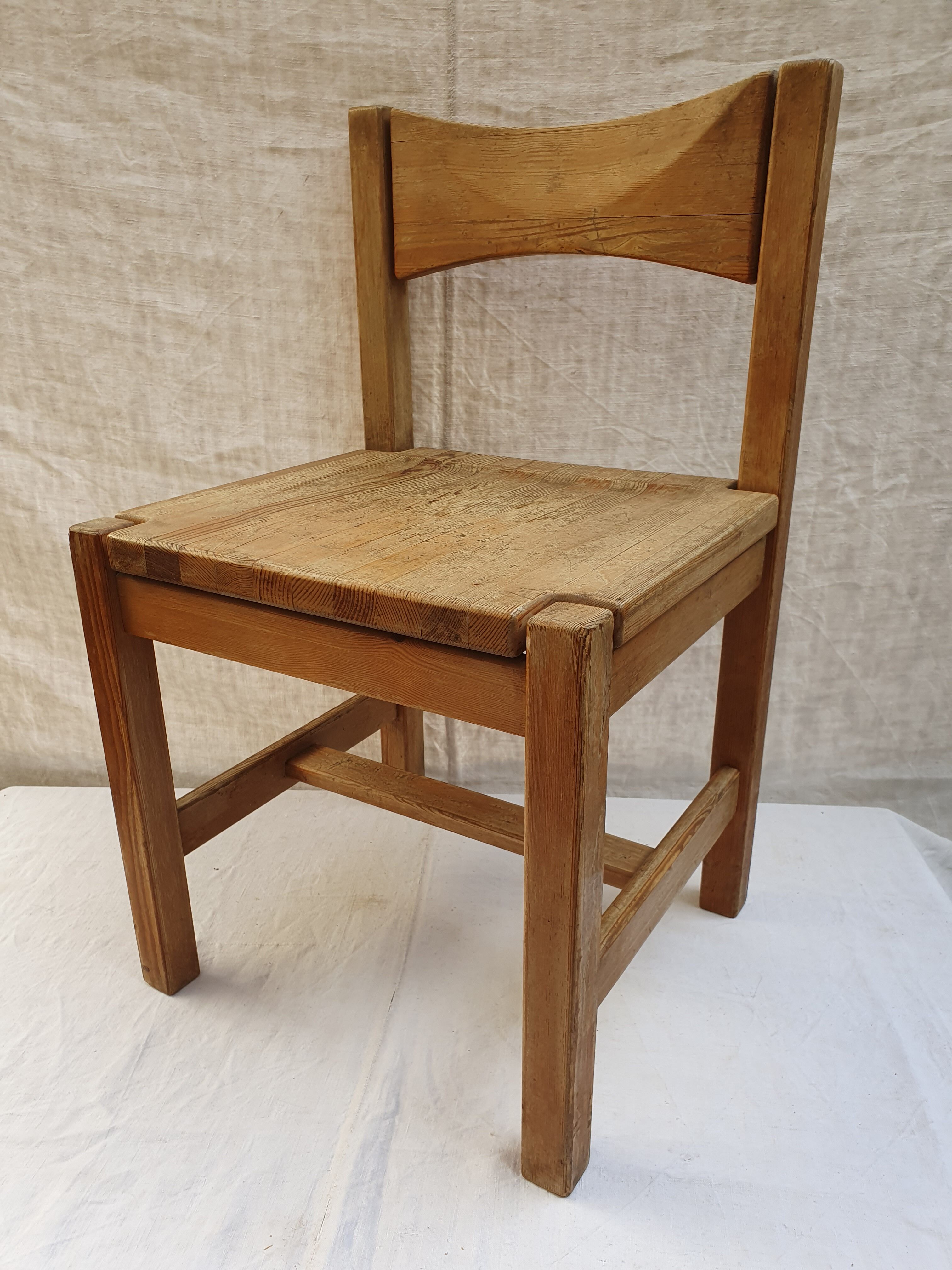 Paire de chaises d'Ilmari Tapiovaara