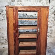 Antique shop display cabinet – Pine wood – 1920s/30s – On wheels