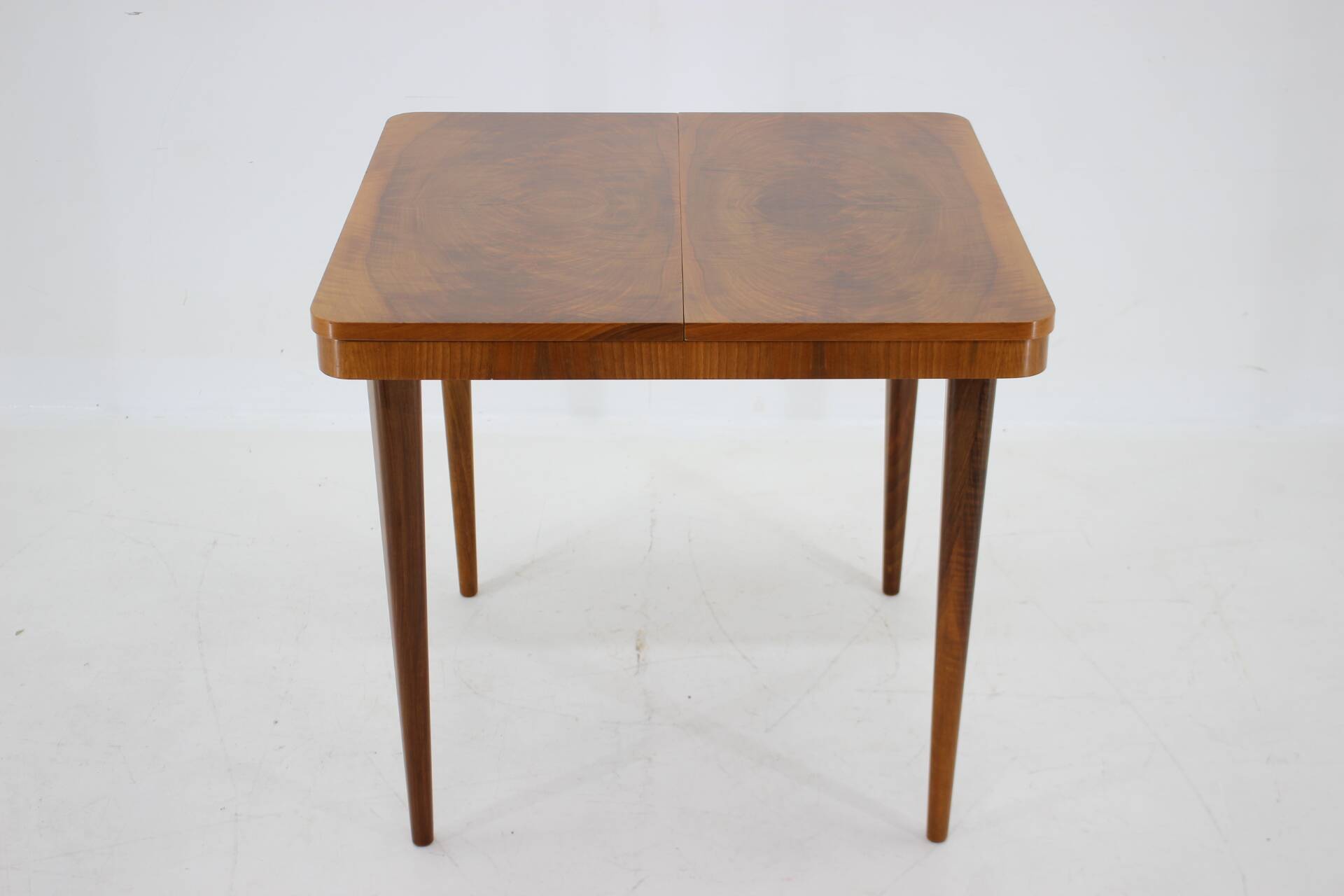 1940s Jindrich Halabala Extendable Dining Table in Walnut, Czechoslovakia