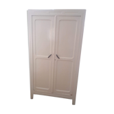 Armoire parisienne