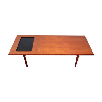 Table basse par Grete Jalk pour P. Jeppesen