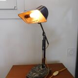 Articulated arm desk lamp