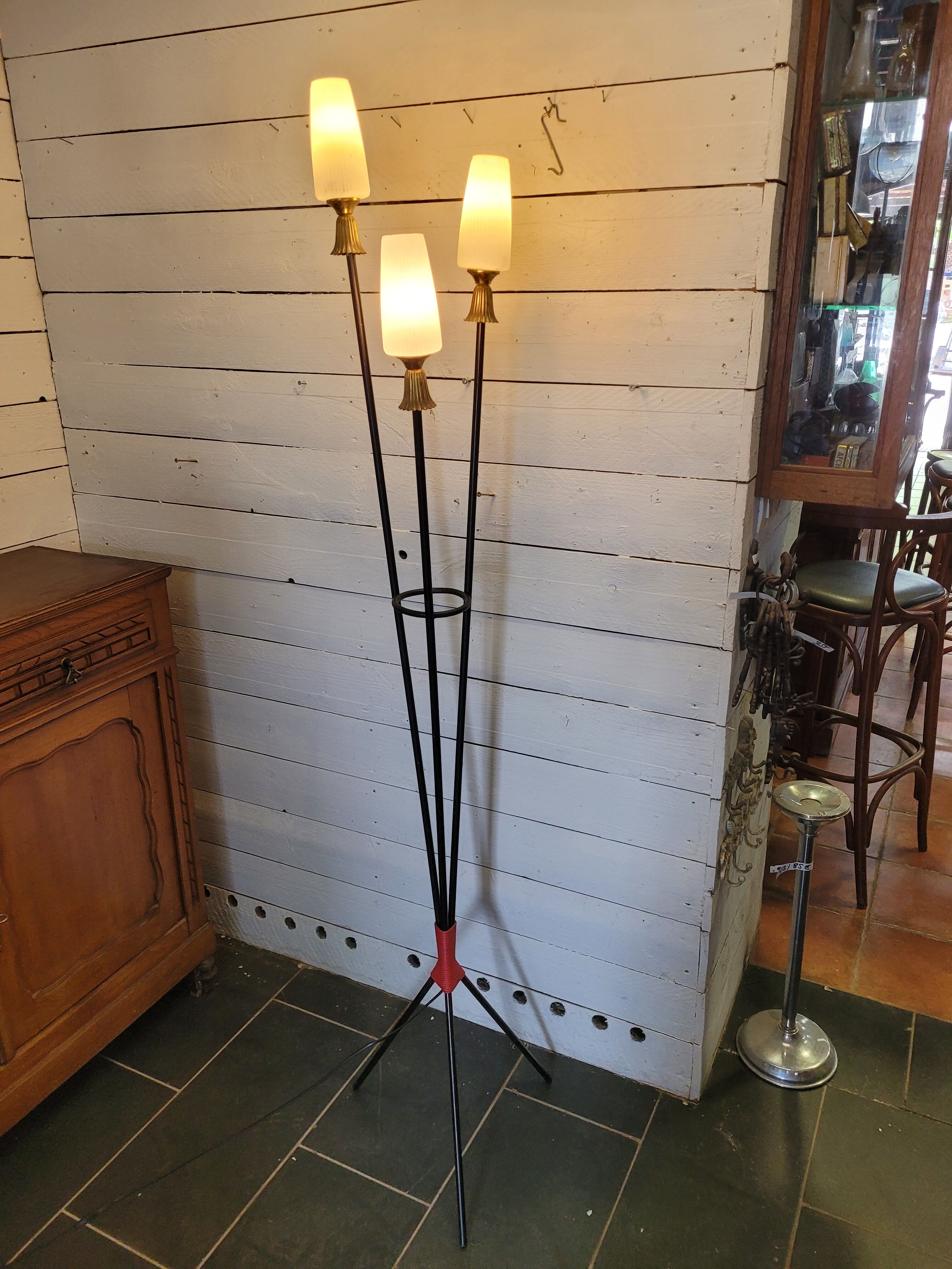 Tripod floor lamp from the 70s