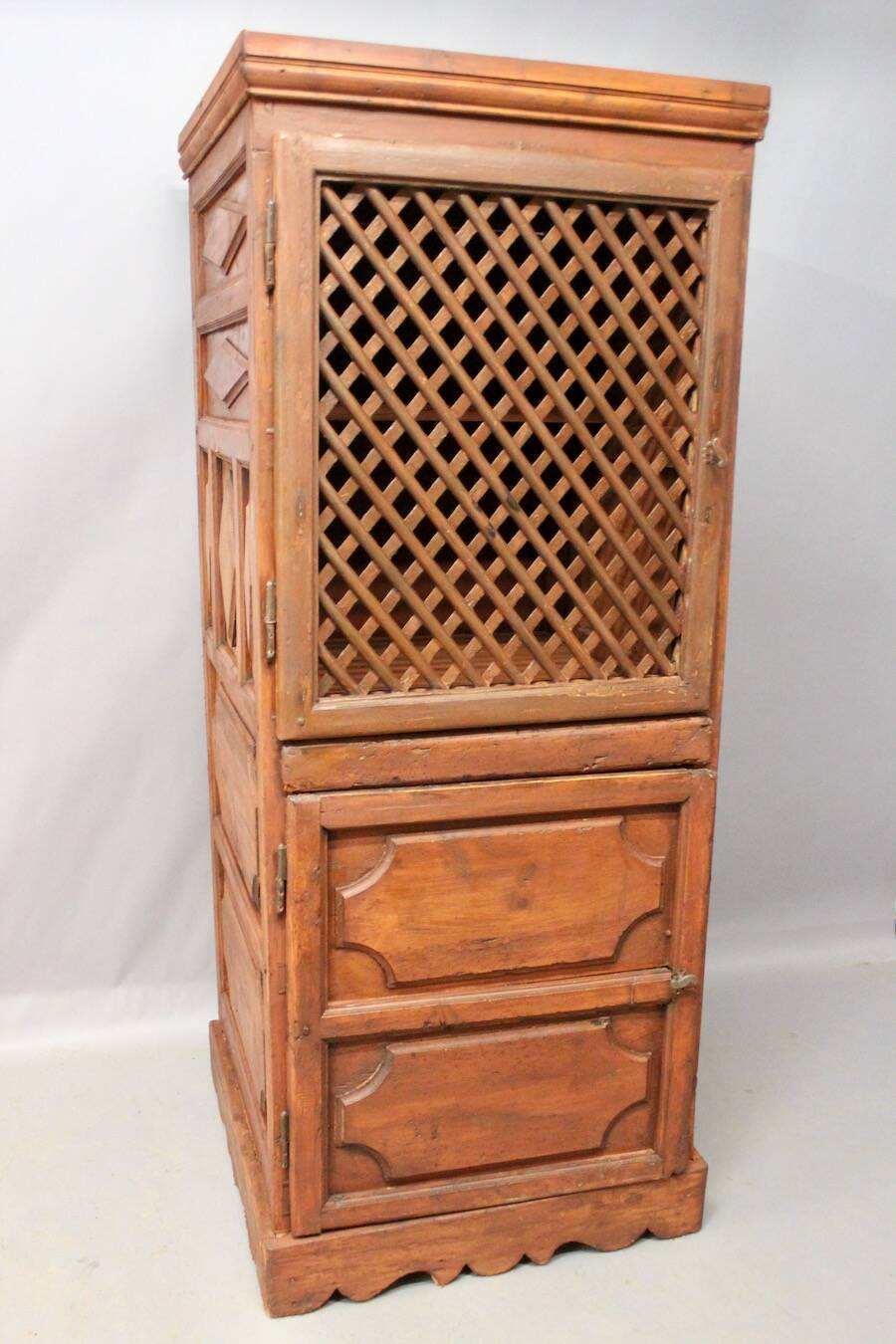 Meuble deux corps catalan XVIIIème
