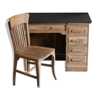 Desk and chair assembly