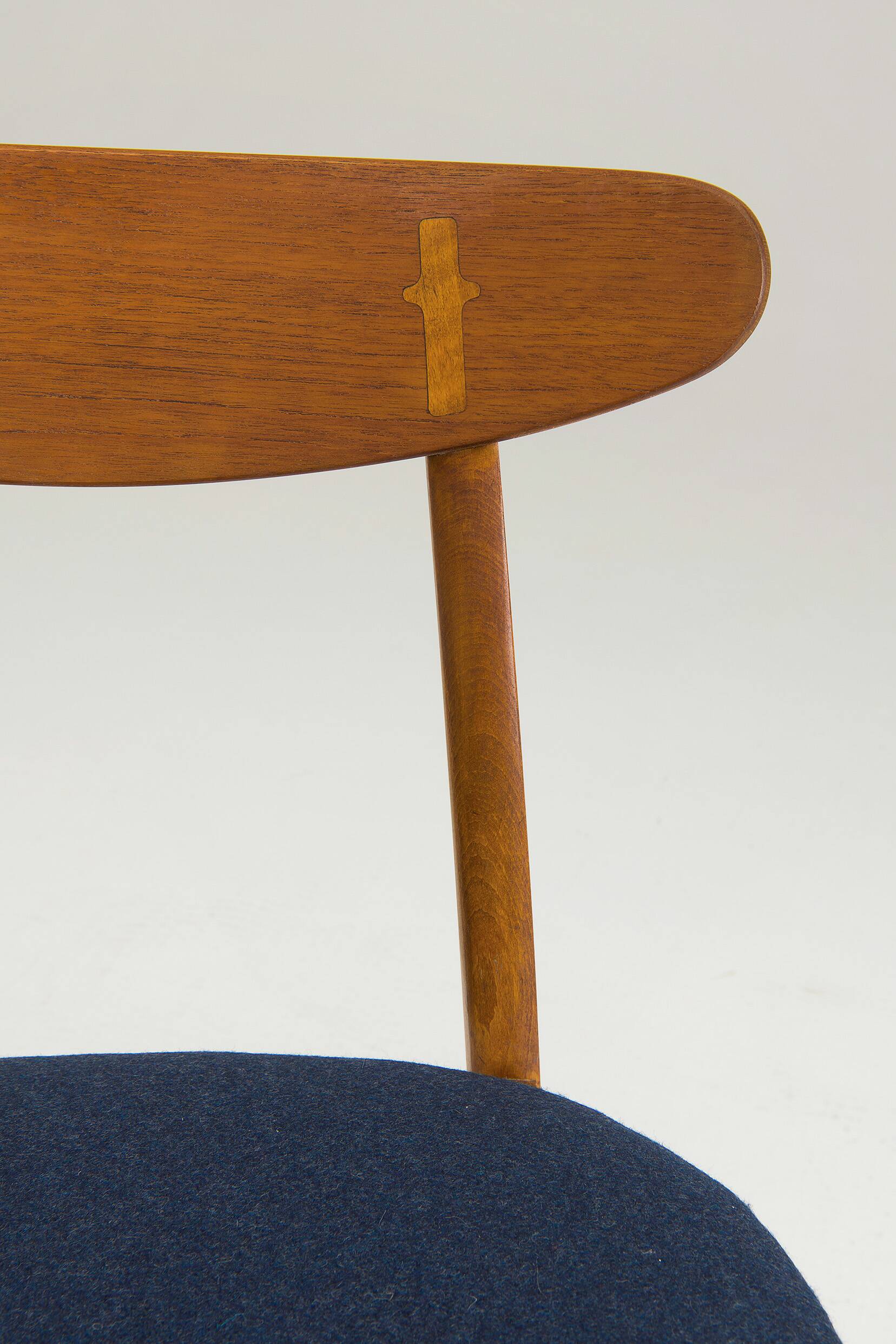 Ensemble de 4 chaises de salle à manger « Ch30 » - Hans J. Wegner