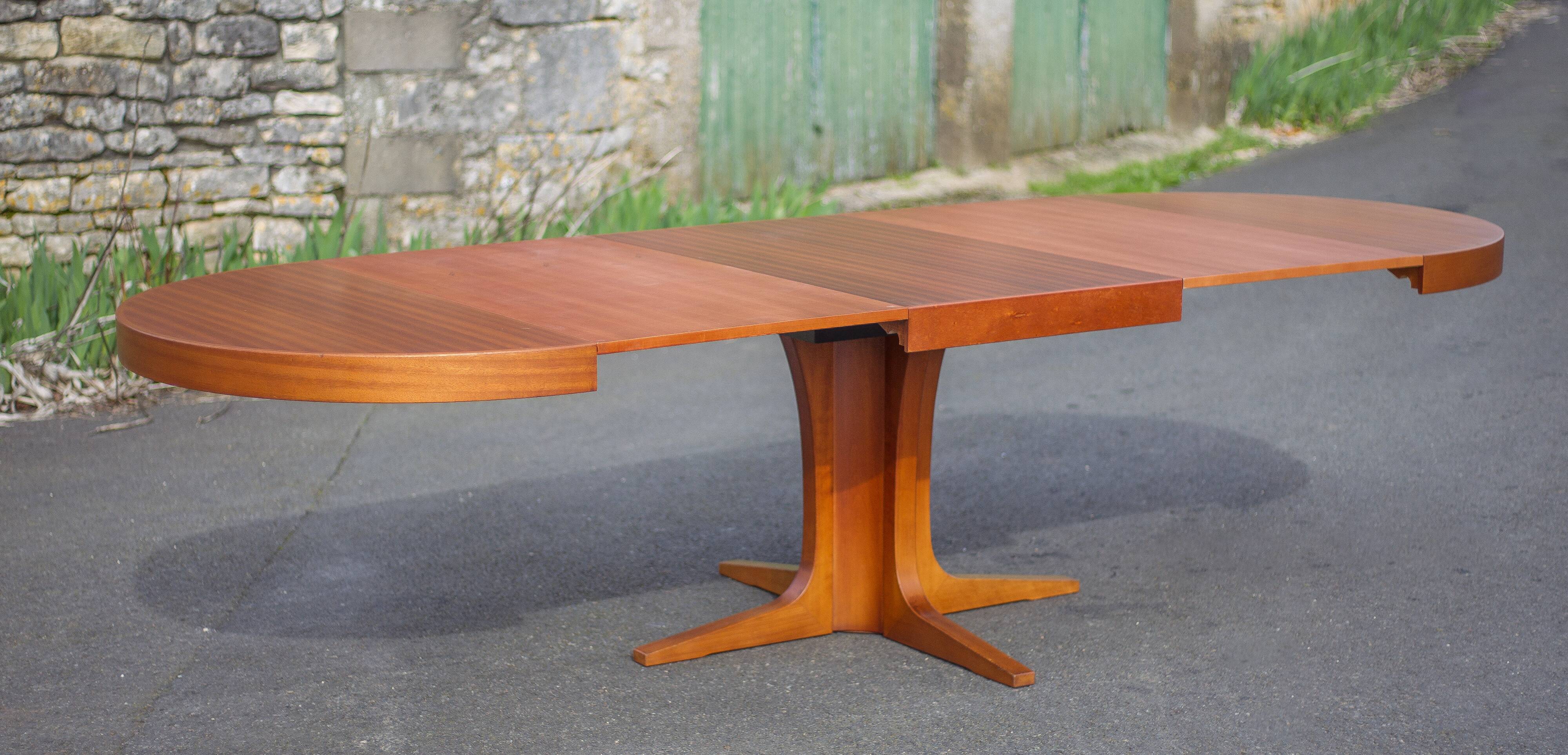 Round wooden table with 3 extensions, table with central star foot, dining table, living room table
