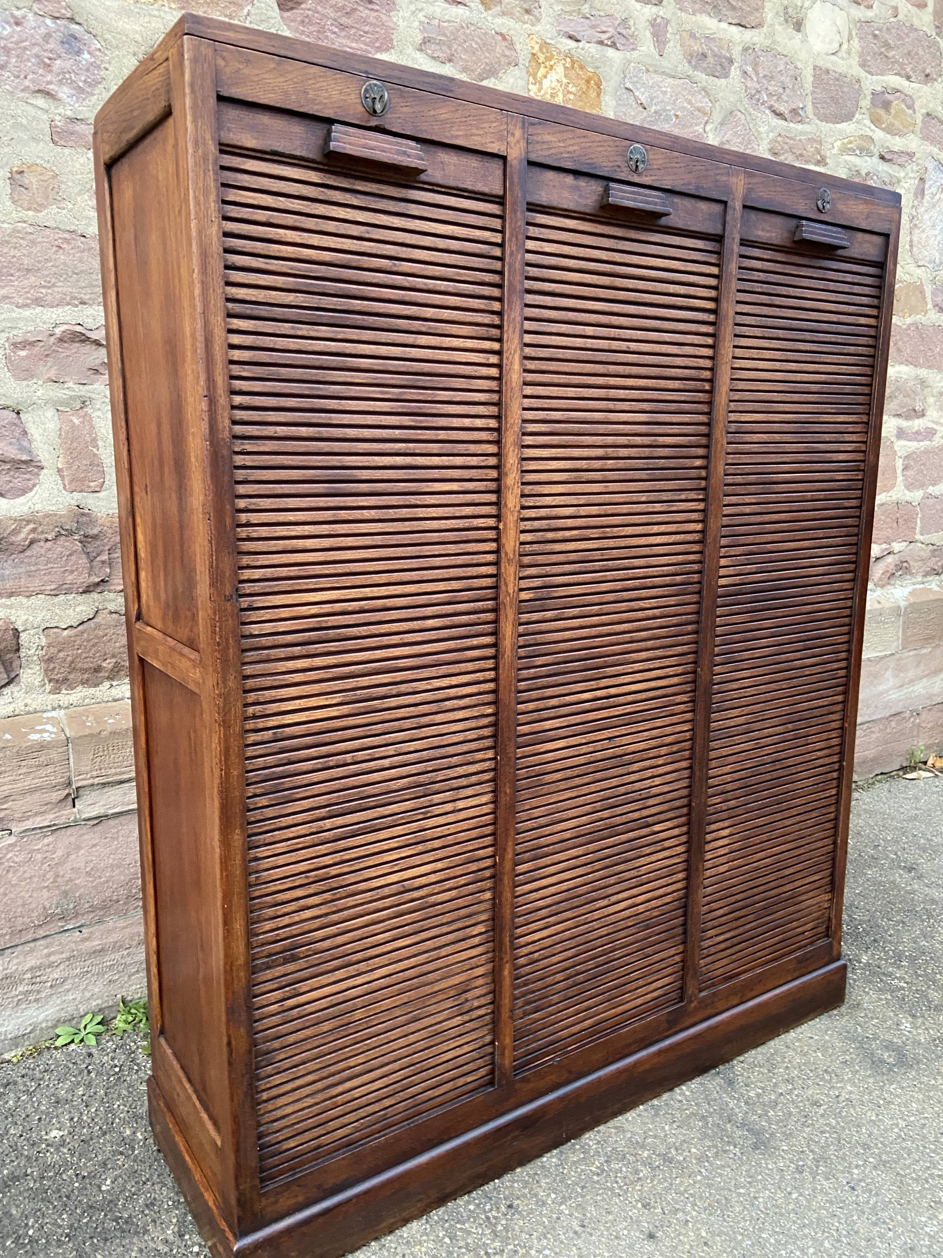 Curtain binder cabinet art deco 50s