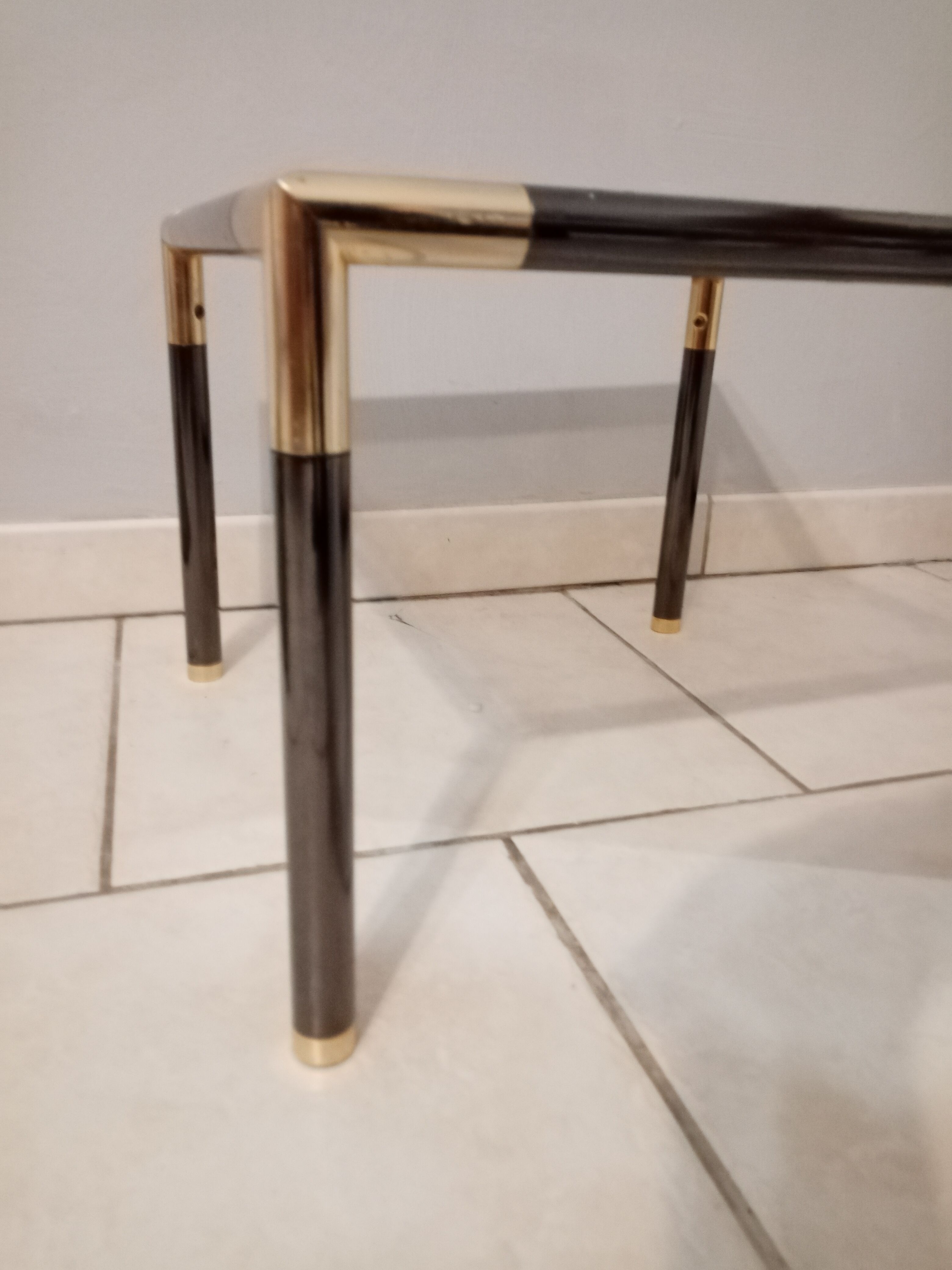Vintage sofa end Italian design 70-80s side table