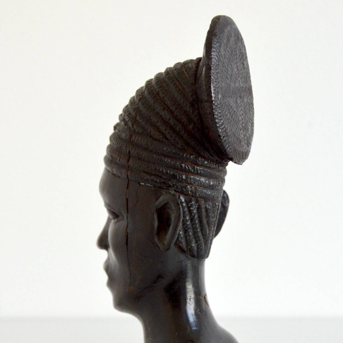 African head sculpture in ebony wood 1940s