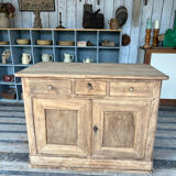 Small raw wood counter