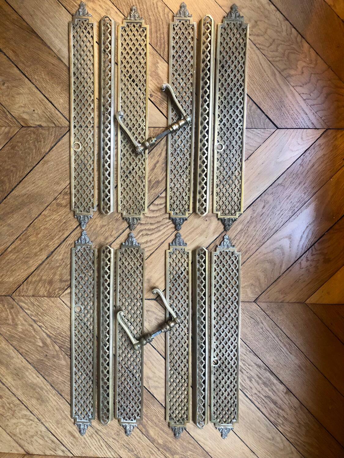 Quincaillerie décorative de porte