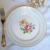 Flat earthenware plates with gilded edges