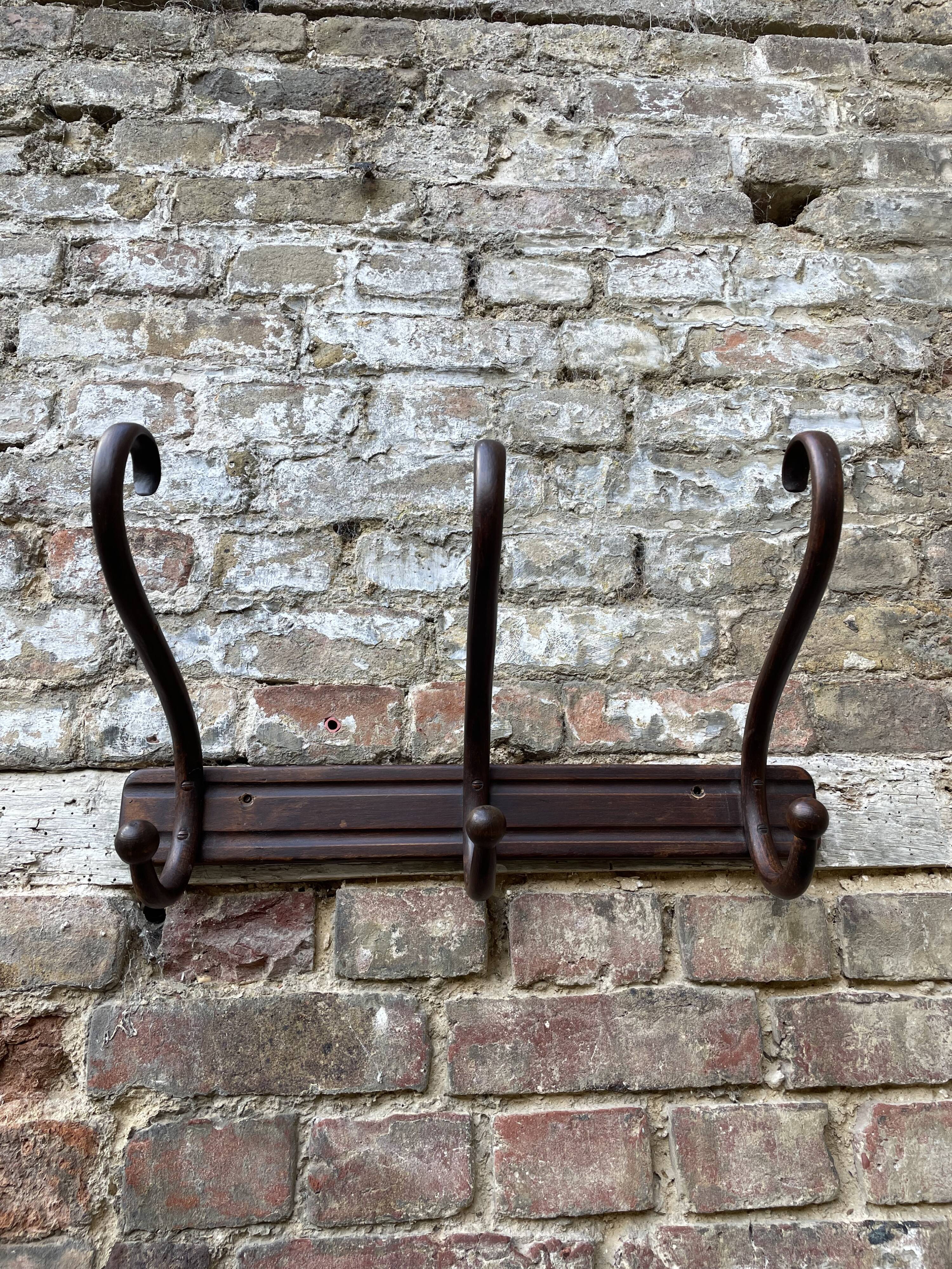 Thonet wall rack XIXth