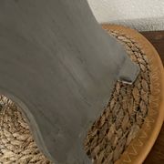 Small footrest bench in solid wood with a slate grey patina.